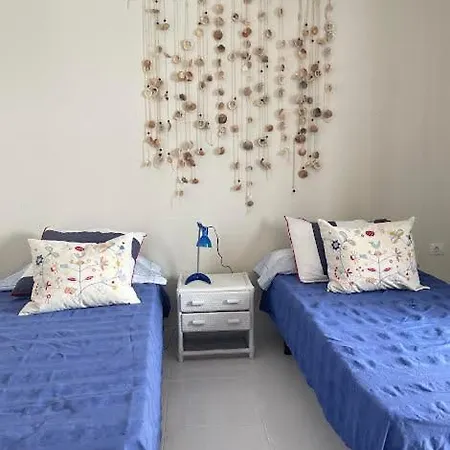 Sea Views Apartment *
